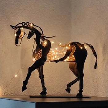 Home Decor Metallist kolmemõõtmeline Pitsilisest süttib Adonis-hobune Skulptuur Hobune Skulptuur-adonis Desktop Dekoratiivsed Kaunistused